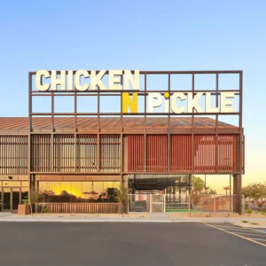 Privacy-architectural-screen-Chicken-n-Pickle