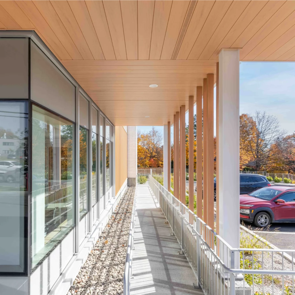 Link&lock-Architectural-Screen-Coaticook Seniors Center