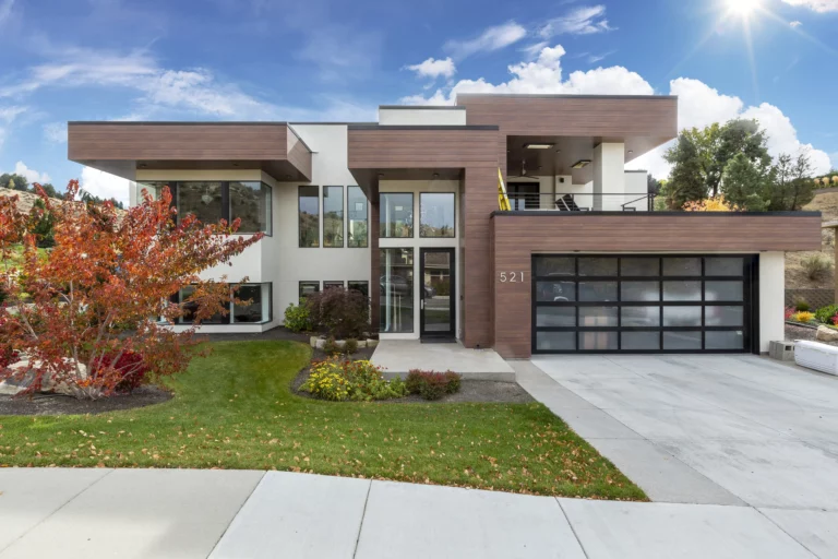 house woodgrain siding