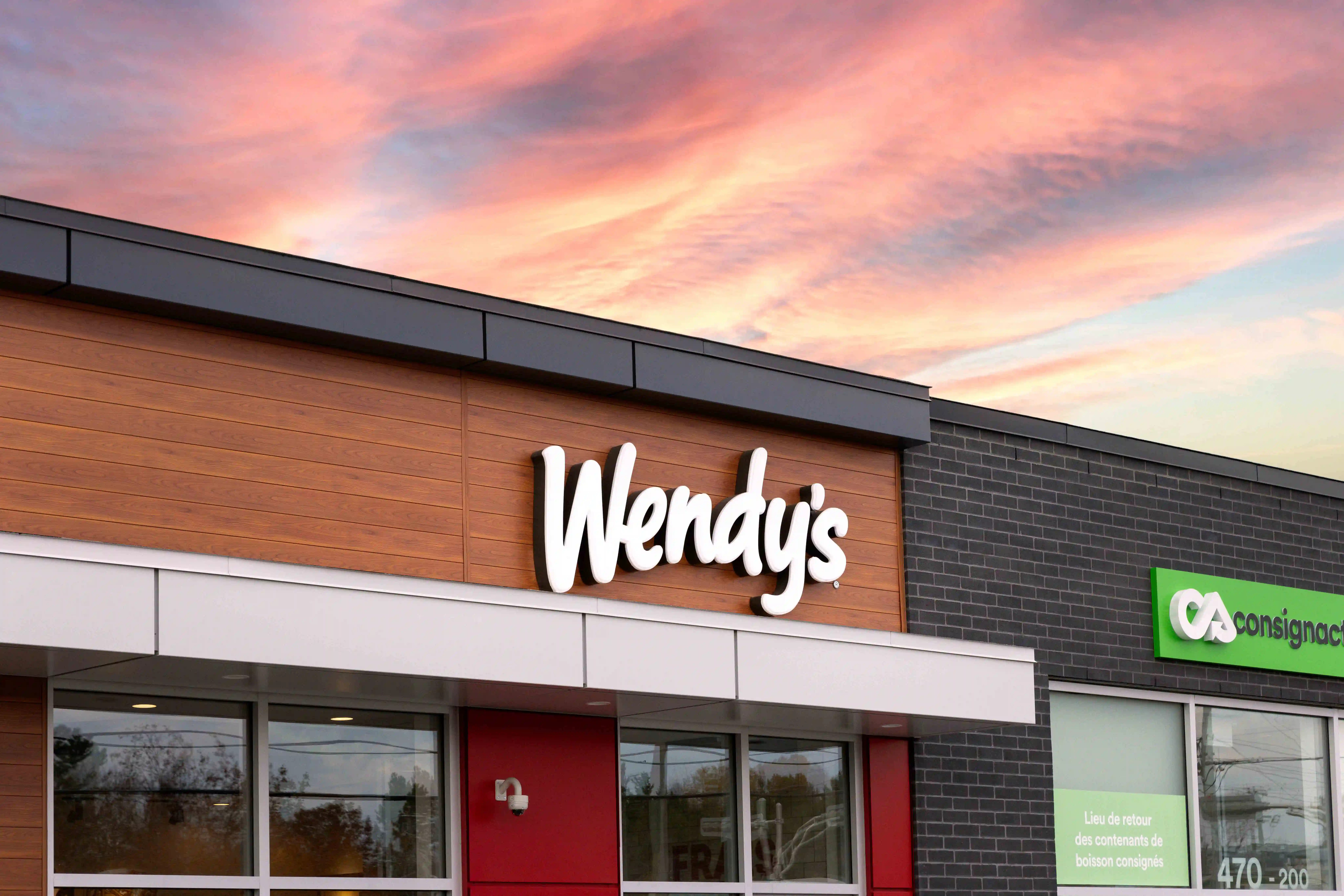 Wendys Lachute - Low Res-2