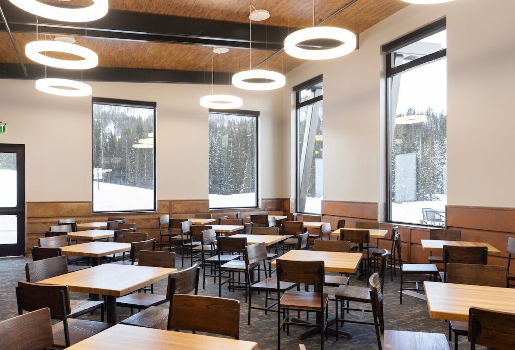 
The Snake Creek Lodge - well designed celings