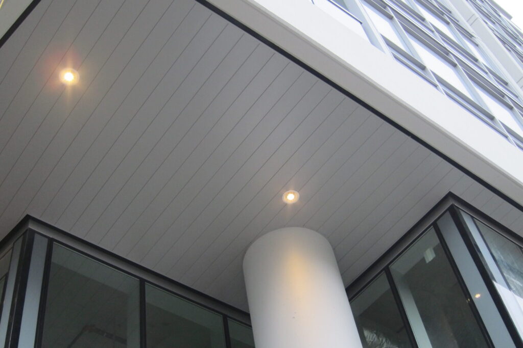 Non-tempered trims are profiles that haven't been hardened through heat treatment. Unlike their tempered counterparts, they retain a natural softness and malleability that allows these trims to be bent, curved, and shaped without losing their structure. The flexibility aids them to act as perimeters to curves, and irregular geometries.